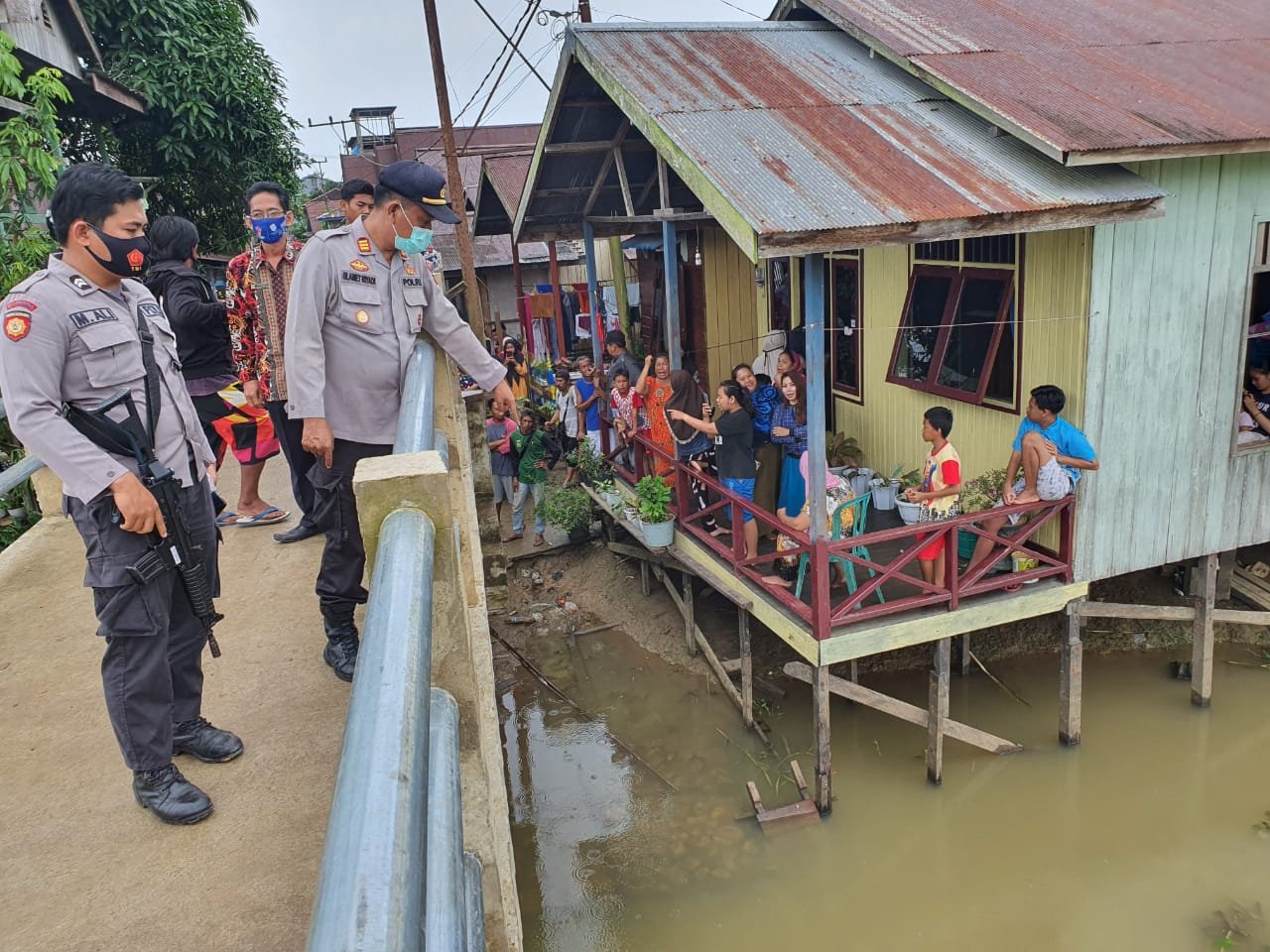 Bocah Bengalon Diterkam Buaya 6 Meter Saat Berenang di Sungai