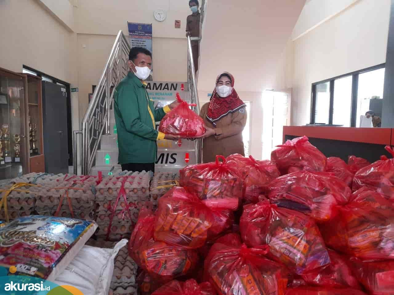 Bantu Warga yang Isoman, Baznas Bontang Salurkan 130 Peket Sembako di Bontang Selatan