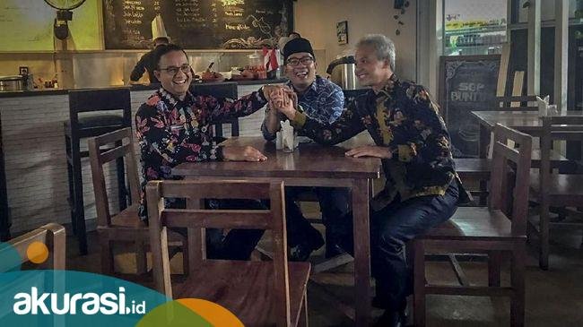 Survei Charta Politika 2024: Ganjar-Emil Paling Bersaing dengan Anies-AHY
