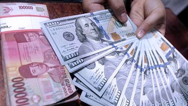 Rupiah Dekati Level Rp 16.000, Dolar Menguat: Analisis dan Dampak Terhadap Ekonomi Indonesia
