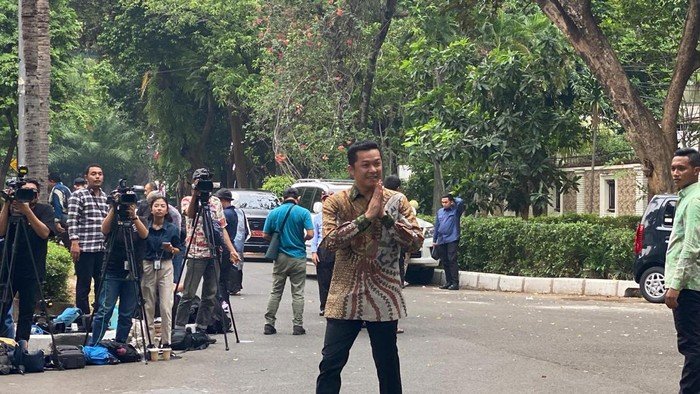 Taufik Hidayat Temui Prabowo di Kertanegara: Siap Bergabung sebagai Menteri?