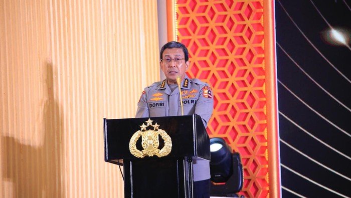 Kapolri Mutasi Lima Pos Penting, Komjen Ahmad Dofiri Resmi Jadi Wakapolri