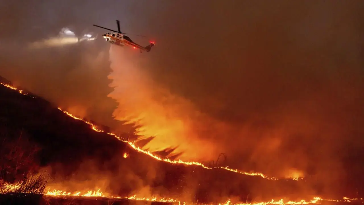 Kebakaran Hutan di Los Angeles: 13 Korban Tewas, Kerugian Capai Rp2.185 Triliun